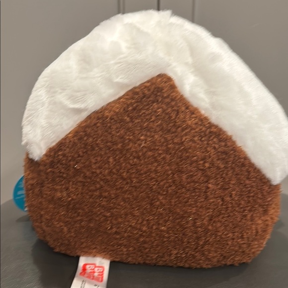 Bum Bunz Chrissy Snowy Cabin Plush NEW - Picture 3 of 6